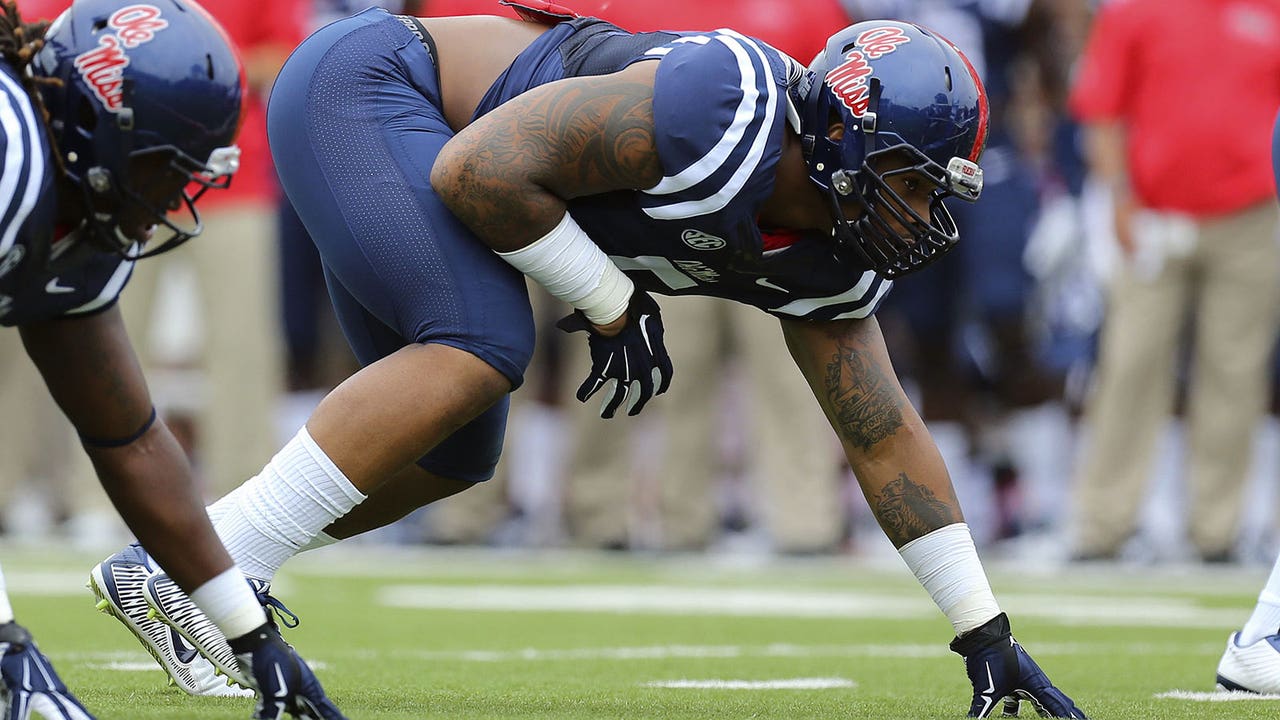 SEC players litter Sporting News' 2015 Preseason All-American list